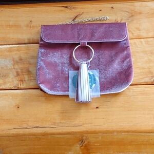 🍁NWT Metallic Blush Clutch/Wristlet